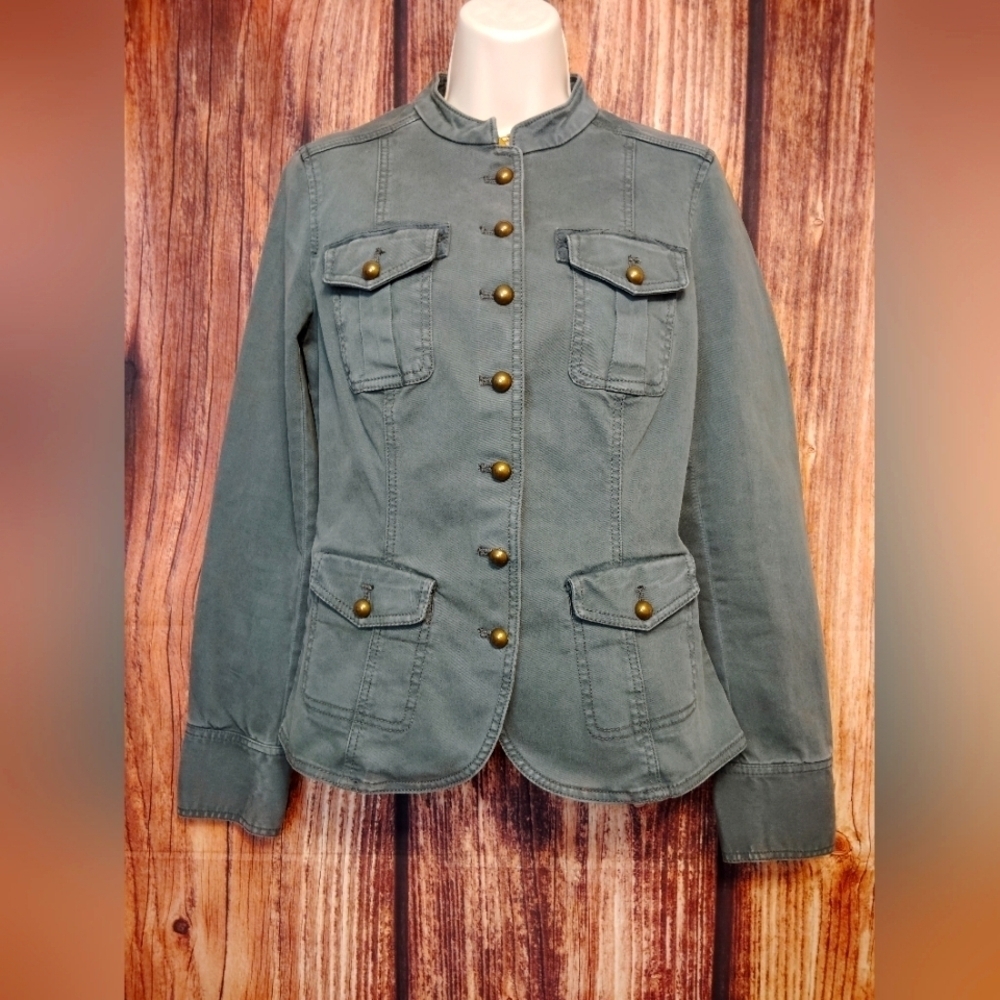 White House Black Market Utility Jacket in Olive Size 2! NWOT!